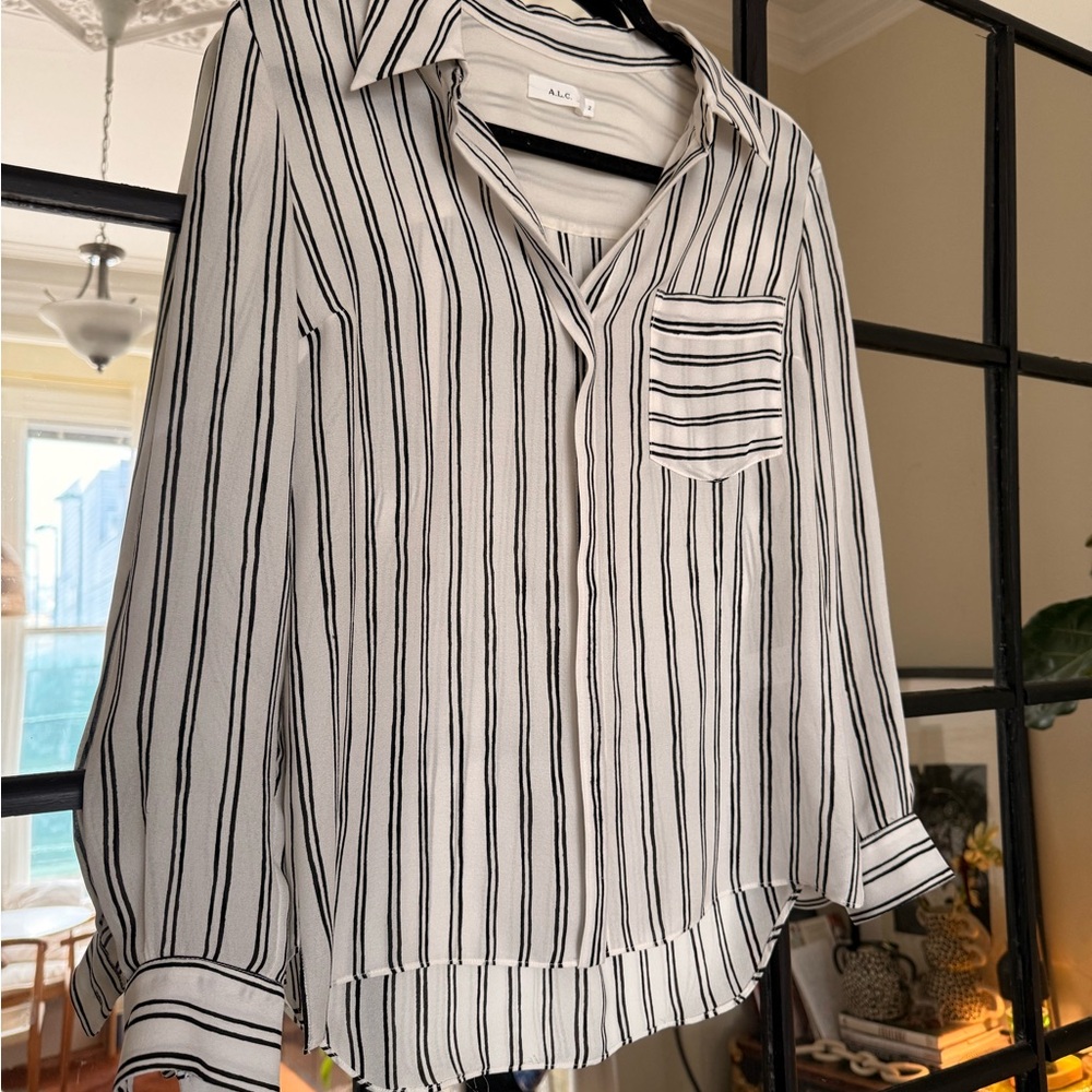 A.L.C. Women's Black and White Striped Button Down Shirt